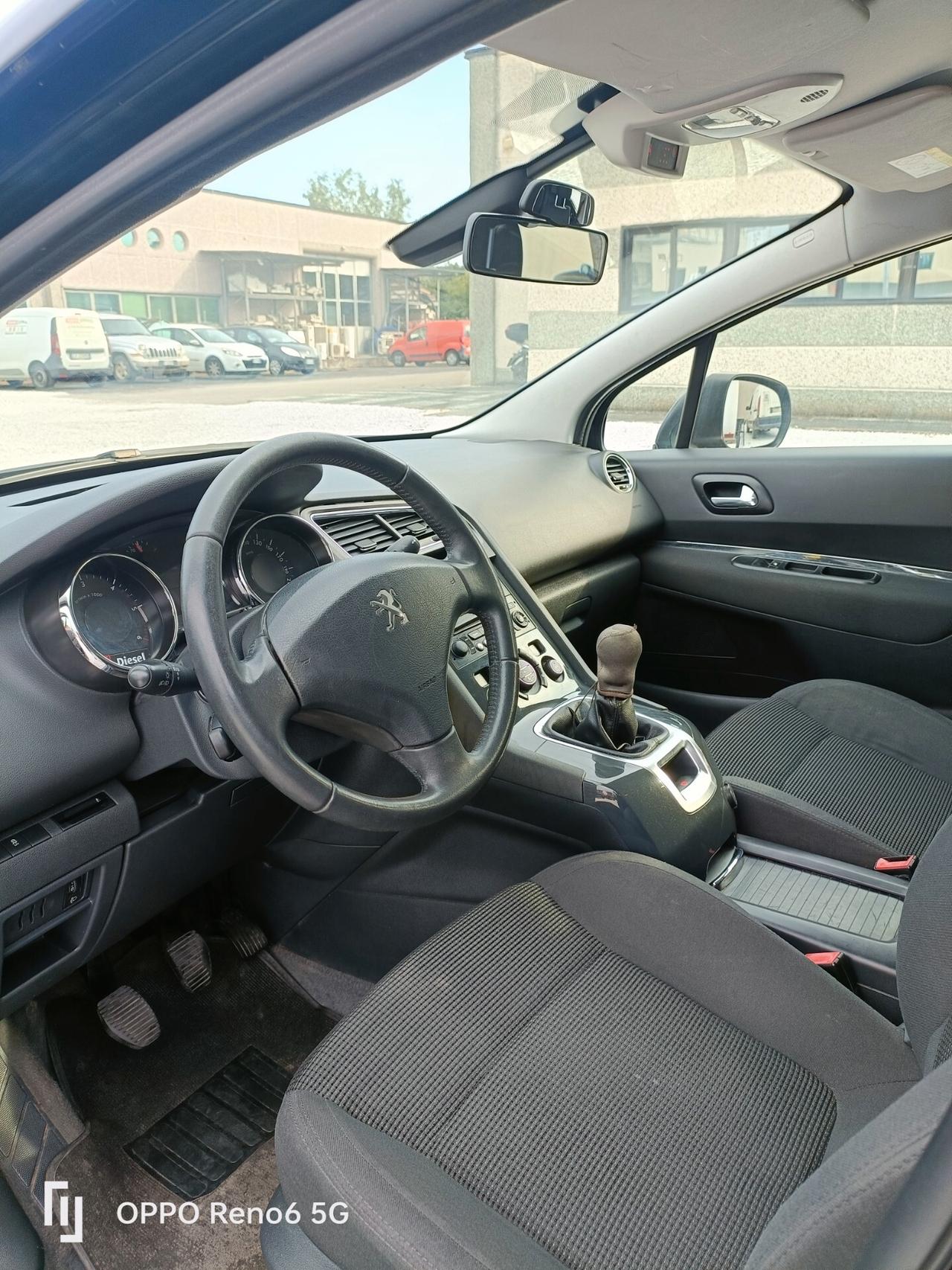 Peugeot 5008 BlueHDi 120 S&S Business