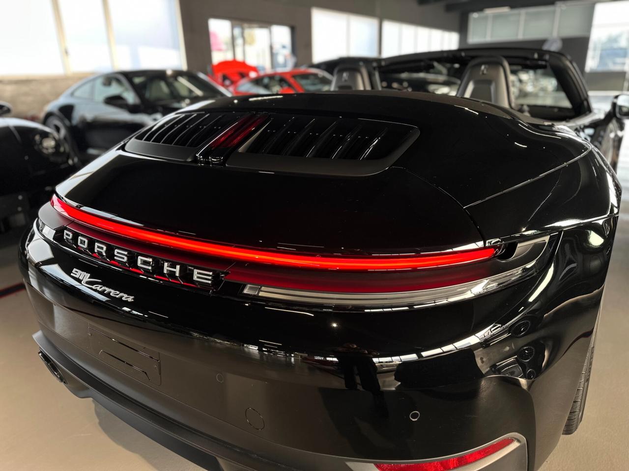 Porsche 911 992 Cabrio 3.0 Carrera 394cv auto