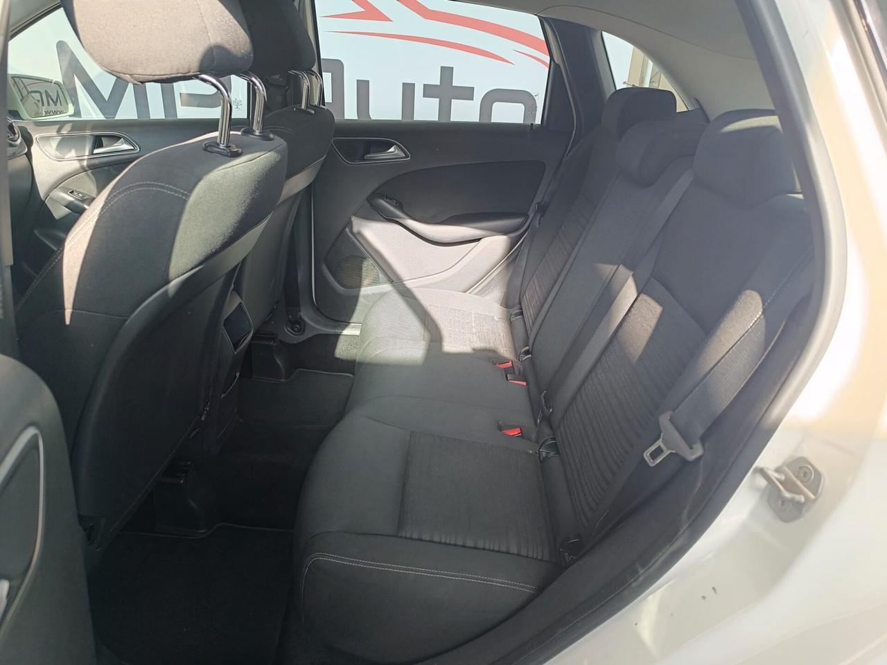 Mercedes-benz B 180 CDI BlueEFFICIENCY Premium