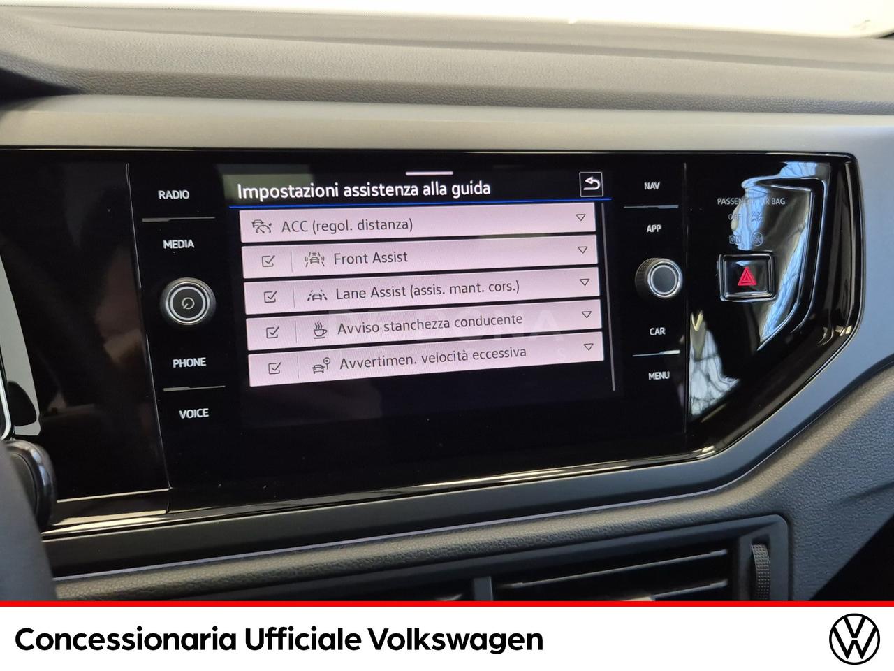 Volkswagen Taigo 1.0 tsi r-line 115cv
