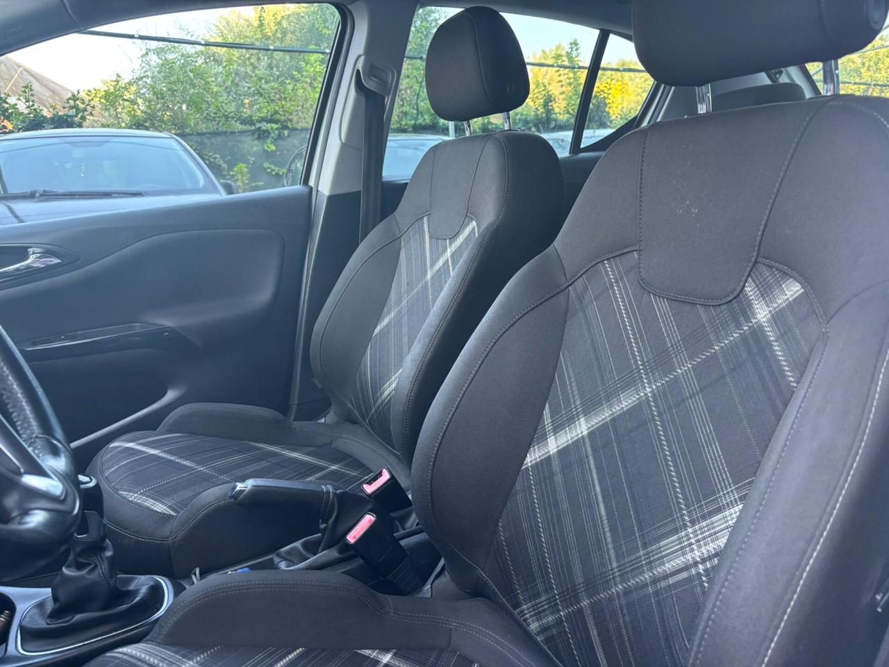 Opel Corsa 1.4 GPL 5 porte Cosmo OK NEOPATENTATI