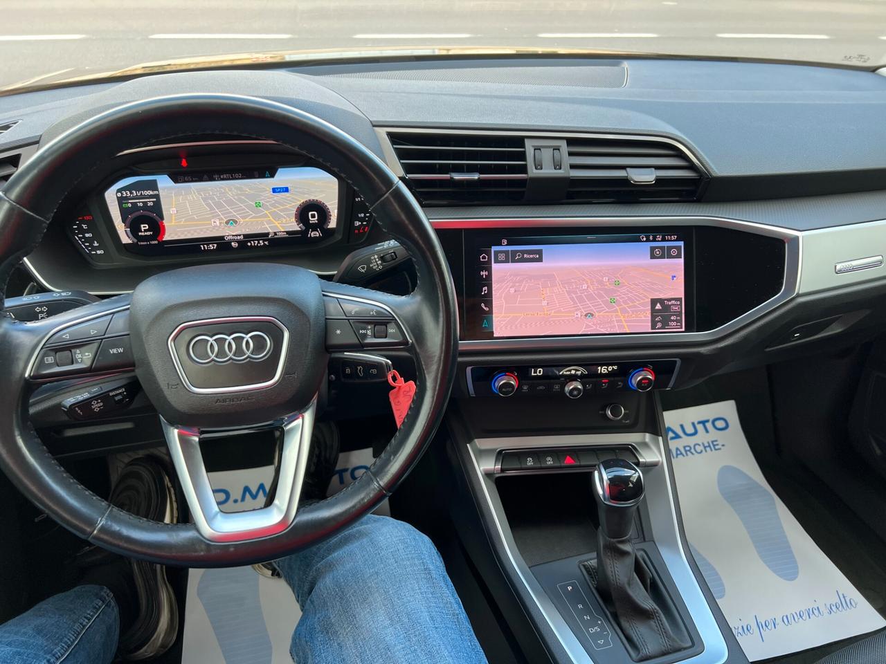 Audi Q3 35 TDI S tronic Business