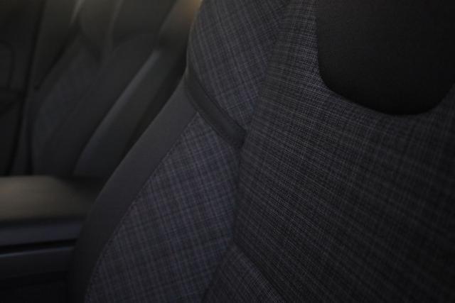 VOLVO V60 NON MARCIANTE B3 automatico Essential PREZZO NETTO