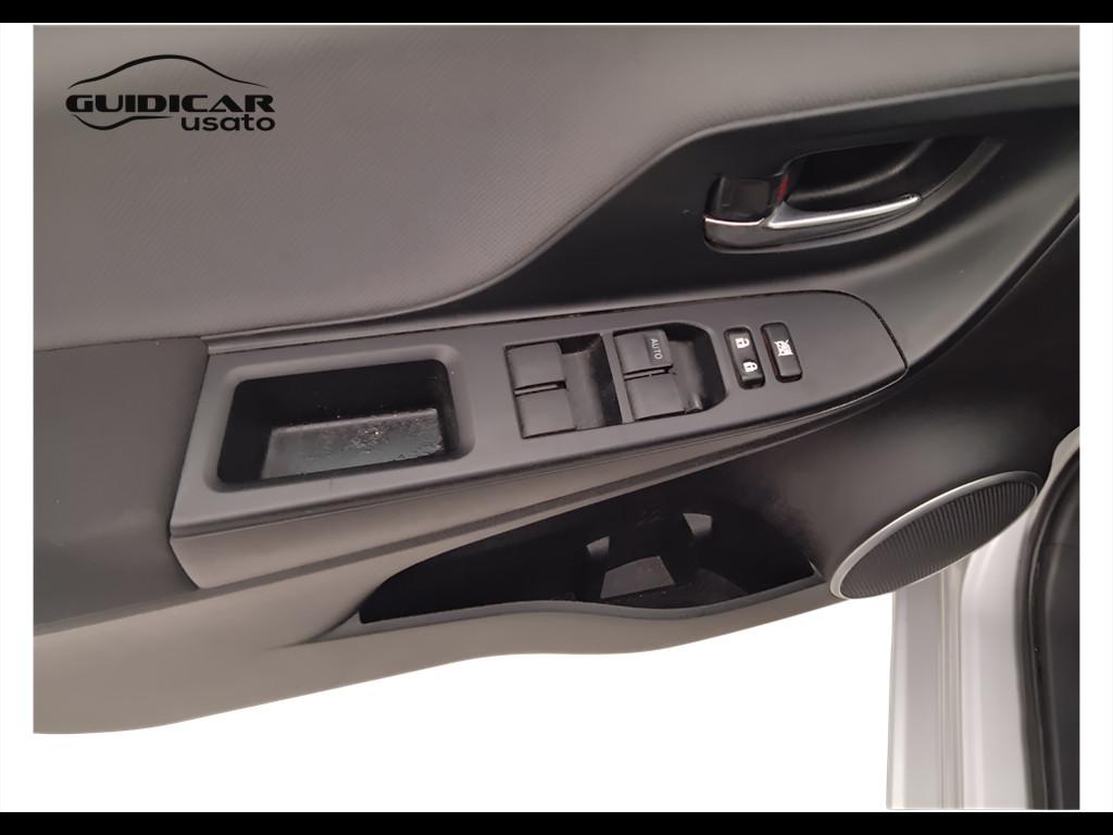TOYOTA Yaris III 2015 - Yaris 5p 1.5h Active my16
