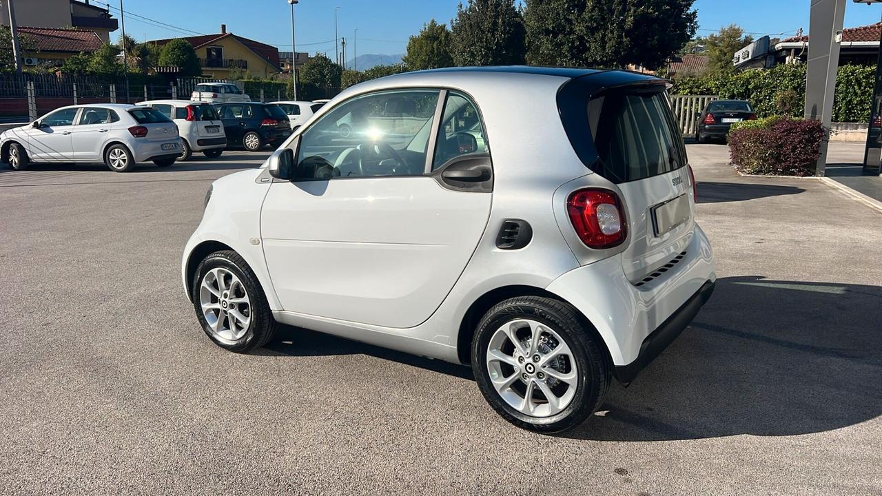 Smart ForTwo 70 1.0 Youngster Neopatentati