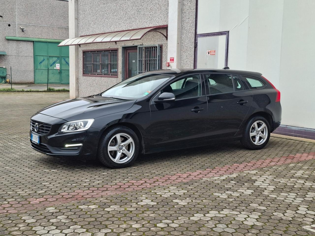Volvo V60 2.0 d2 Dynamic N1 *IVA INCLUSA*