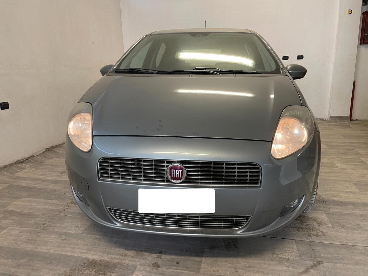 Fiat Grande Punto 1.2 5 p Dynamic Distribuzione tagliando Neopatentati