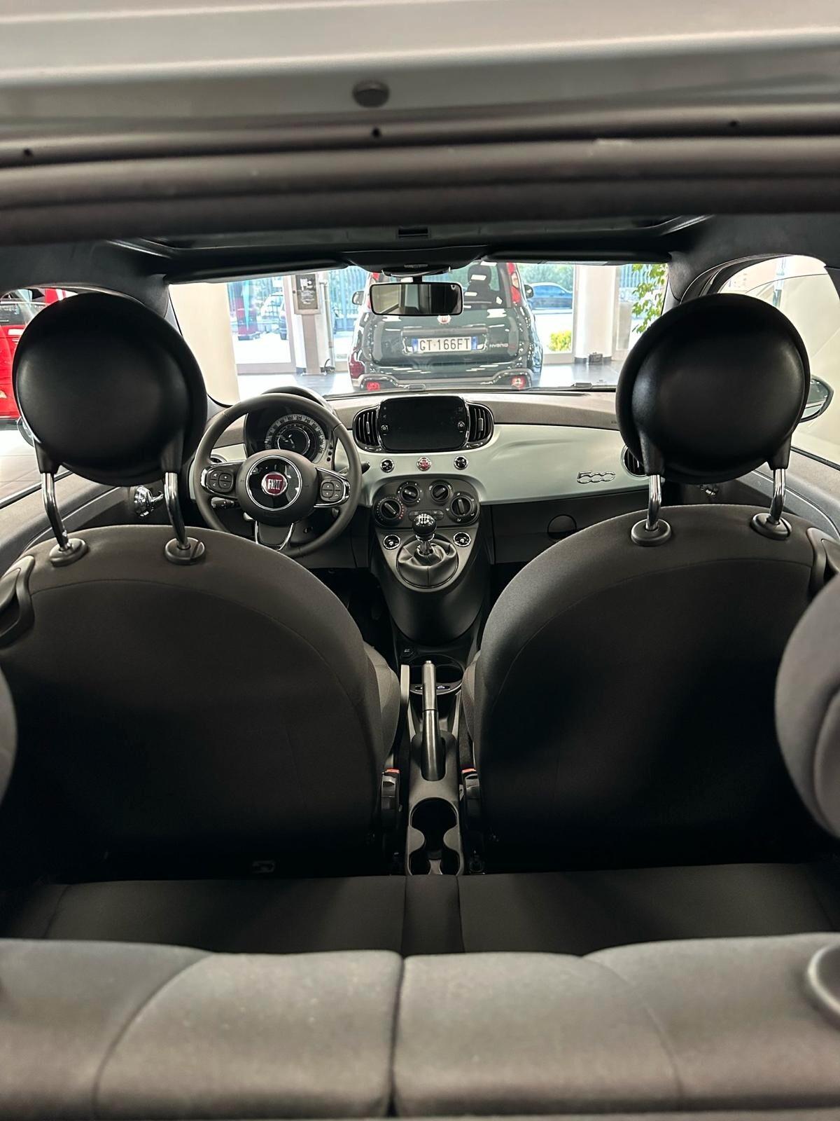 Fiat 500 1.0 Hybrid Dolcevita 2024 km aziendale