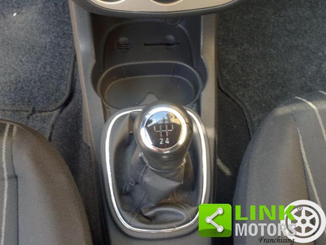 OPEL Corsa 1.2 3 porte Easytronic Enjoy
