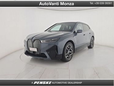 BMW iX iX xDrive40 Pacchetto Sportivo