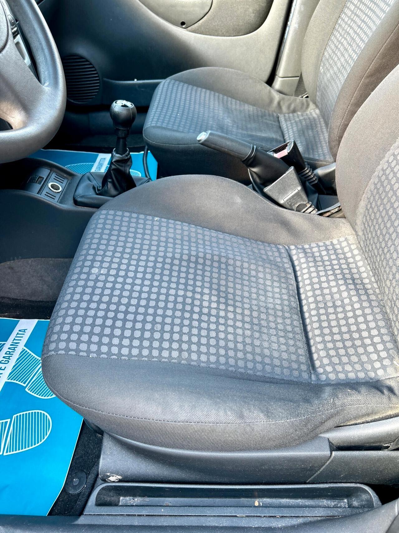 Opel Corsa 1.2 5 porte Cosmo - OK NEOPATENTATO