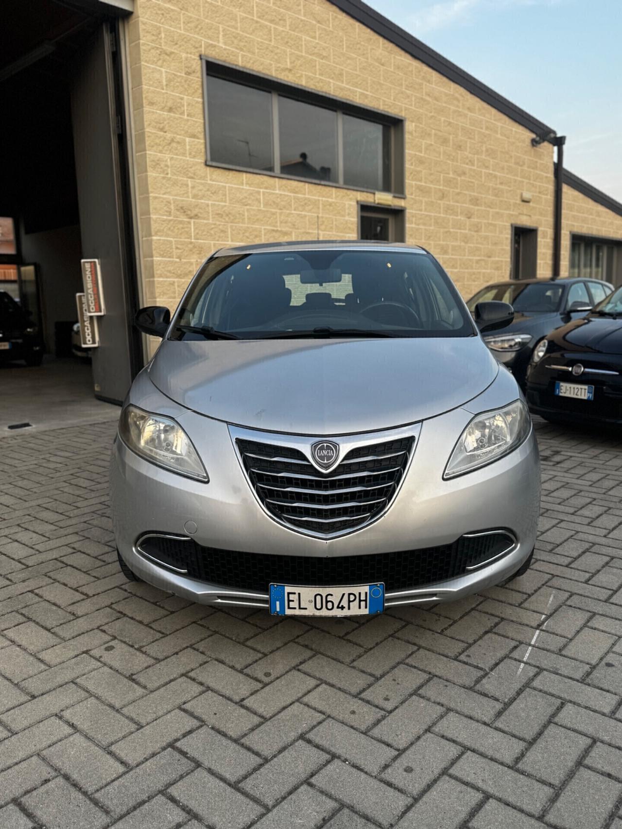 Lancia Ypsilon 1.2 69 CV 5 porte GPL Ecochic Platinum