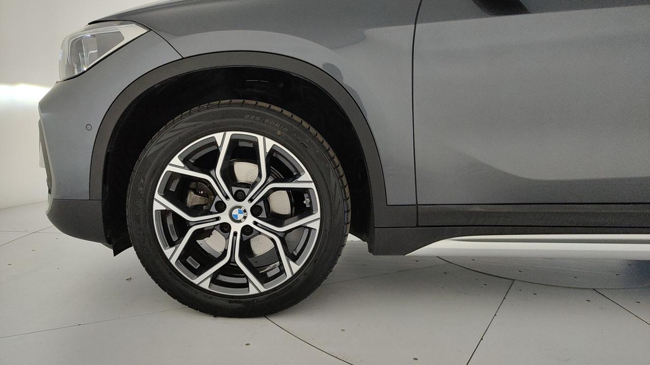 BMW X1 F48 2019 - X1 sdrive18d xLine Plus auto