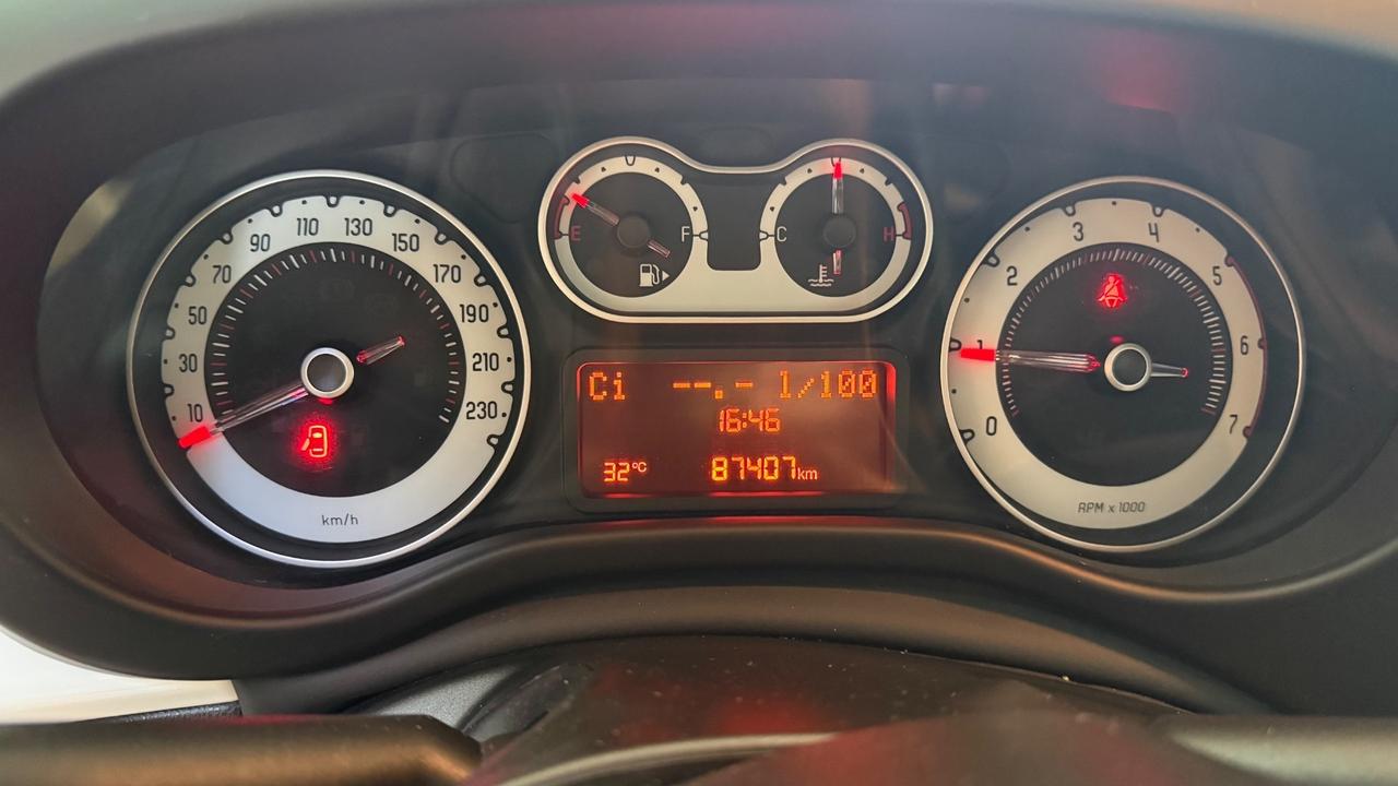 Fiat 500L 1.6 Multijet 120 CV Trekking