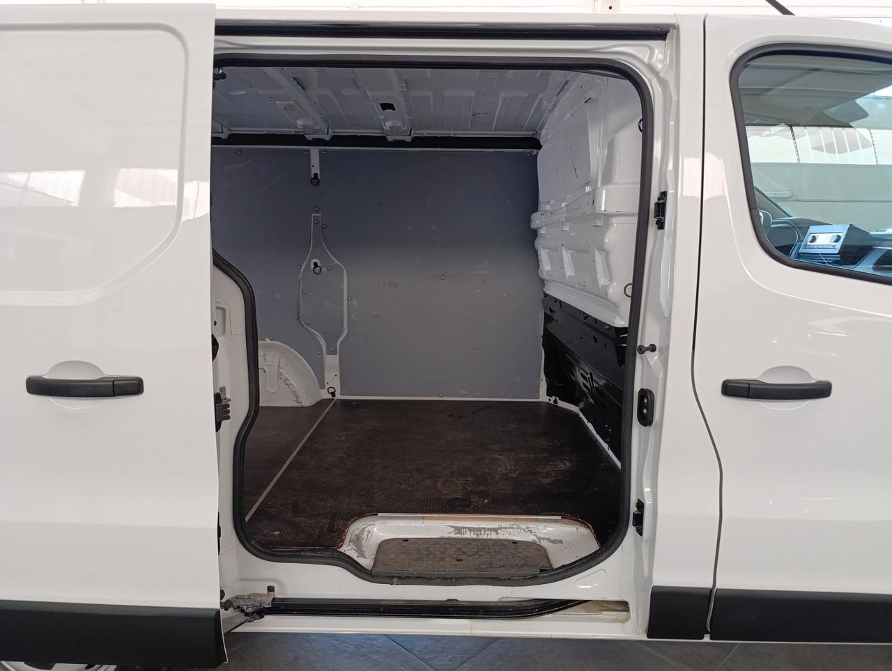 RENAULT Trafic T27 2.0 dci 110cv L1H1 Advance my23