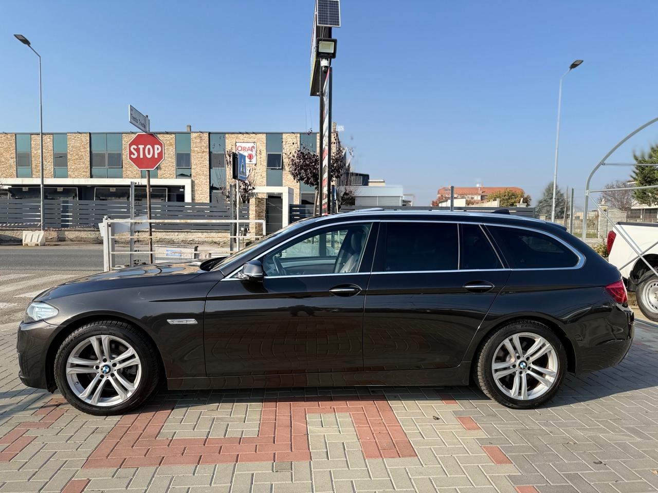 Bmw 520 520d Touring Luxury TETTO APRIBILE