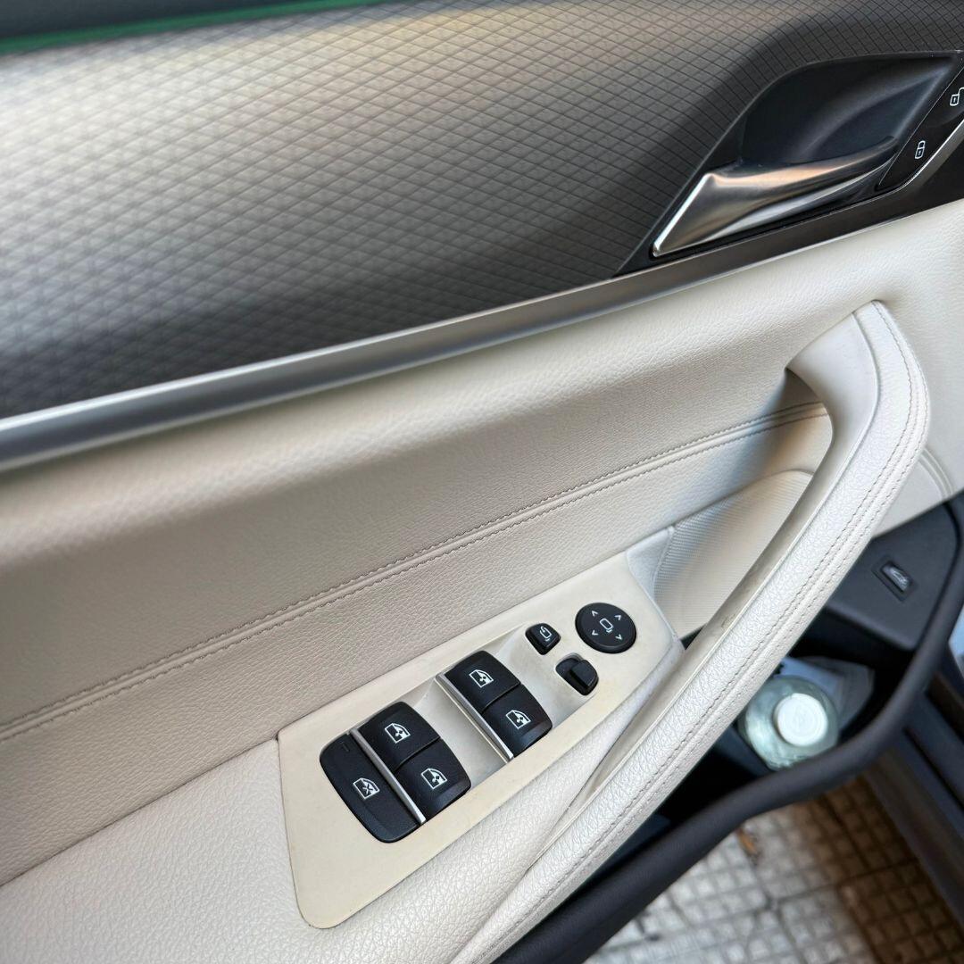 BMW Serie 5 520d xDrive MSport