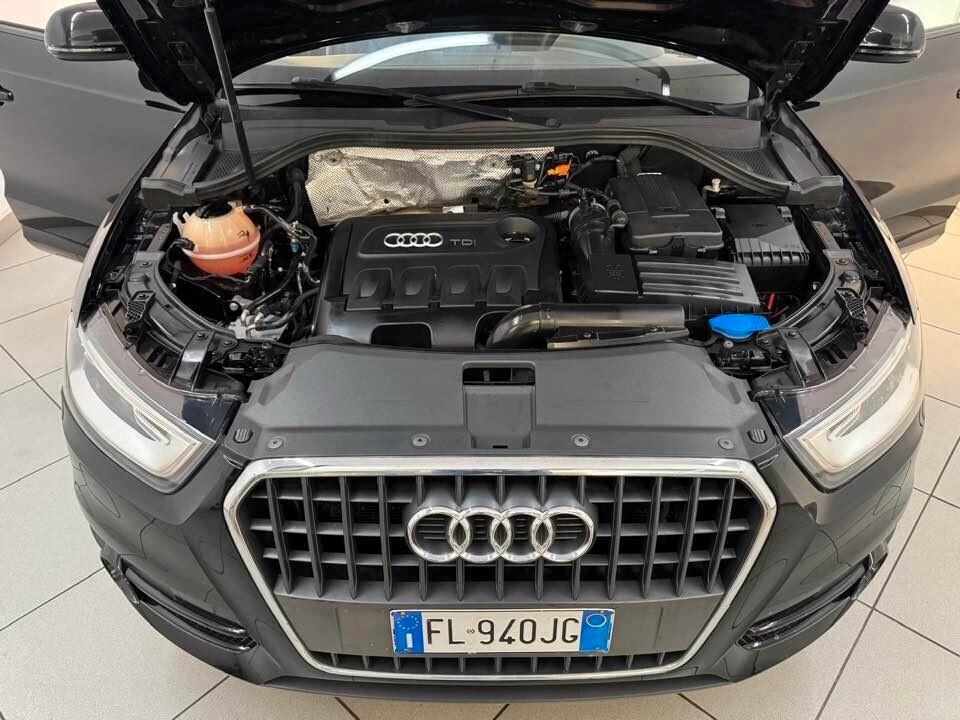Audi Q3 2.0 TDI 140/CV S-Line 2014
