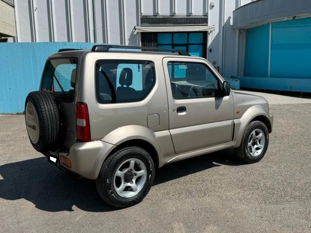 Suzuki Jimny 1.3i 16V 4WD JLX solo 64000km!