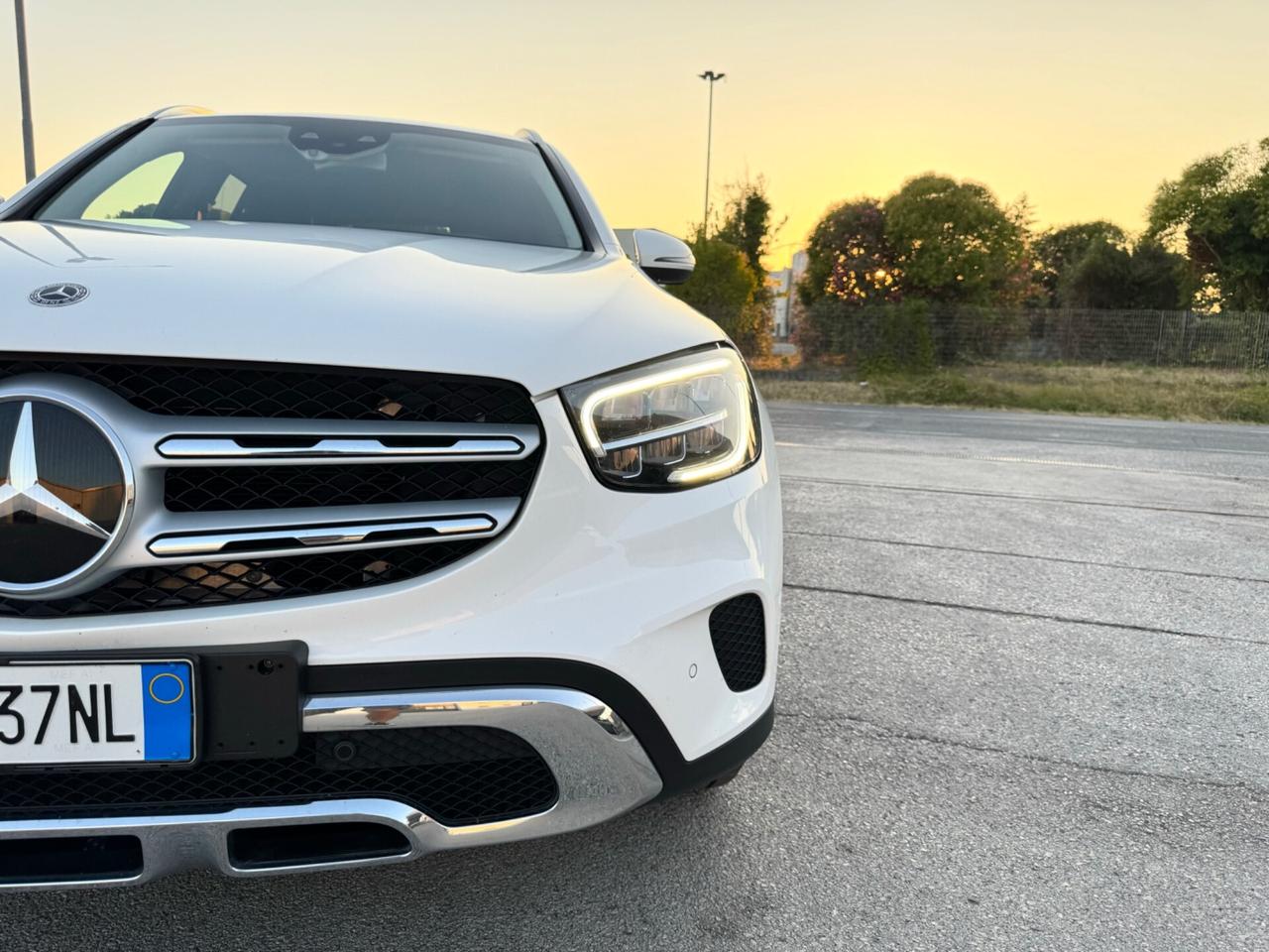 MERCEDES GLC 200D Sport 4Matic - Led Navi