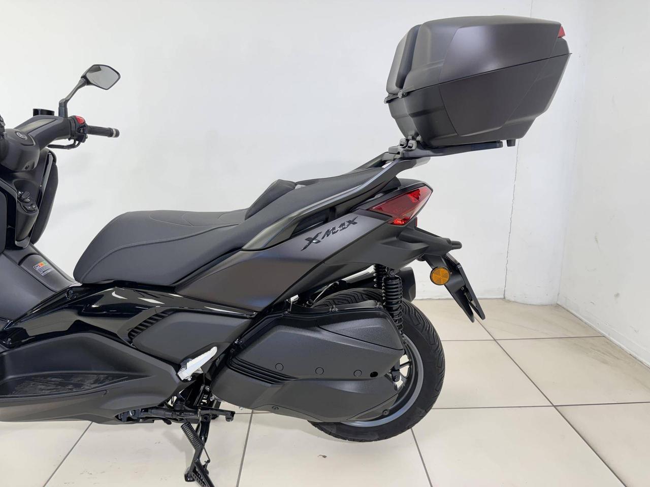 YAMAHA X-Max 300 Tech Max