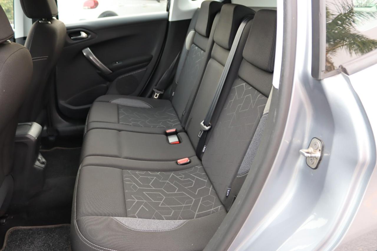 Peugeot 2008 PureTech 82 Active