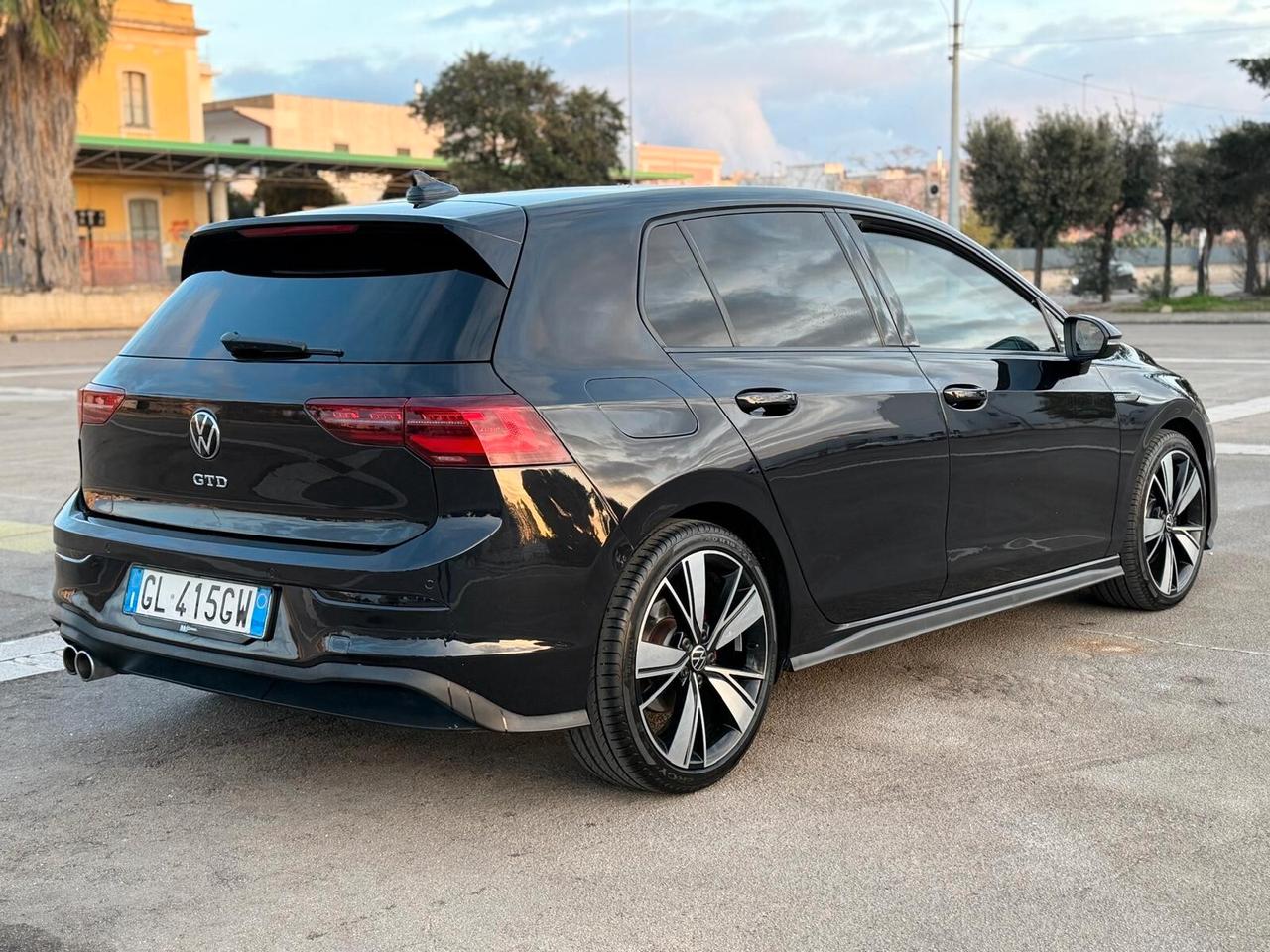 Volkswagen Golf 2.0 TDI DSG GTD