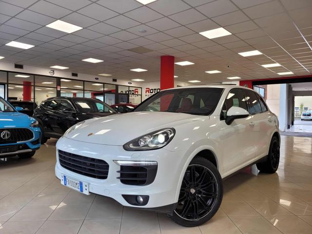 PORSCHE Cayenne 3.0 Diesel Platinum Edition PROMO CAR SERENITY