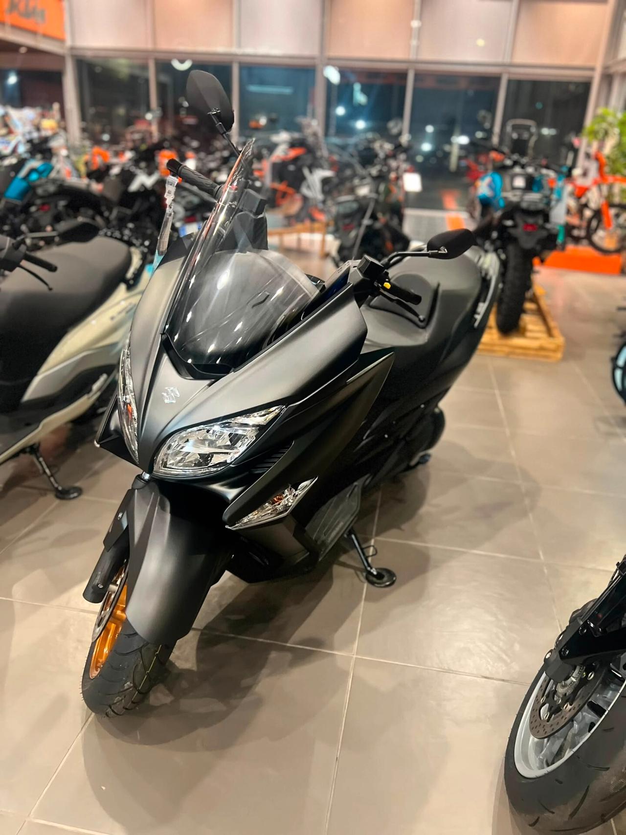 Suzuki Burgman 400
