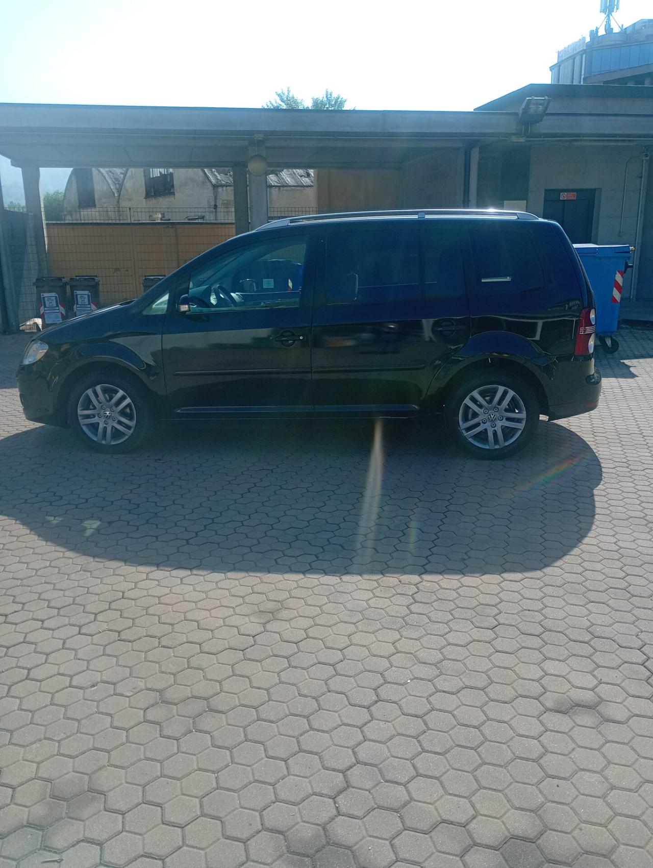 Volkswagen Touran 1.6 Trendline Bifuel G