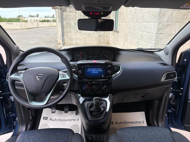 LANCIA Ypsilon 1.0 FireFly 5 porte S&S Hybrid Gold 5 posti.