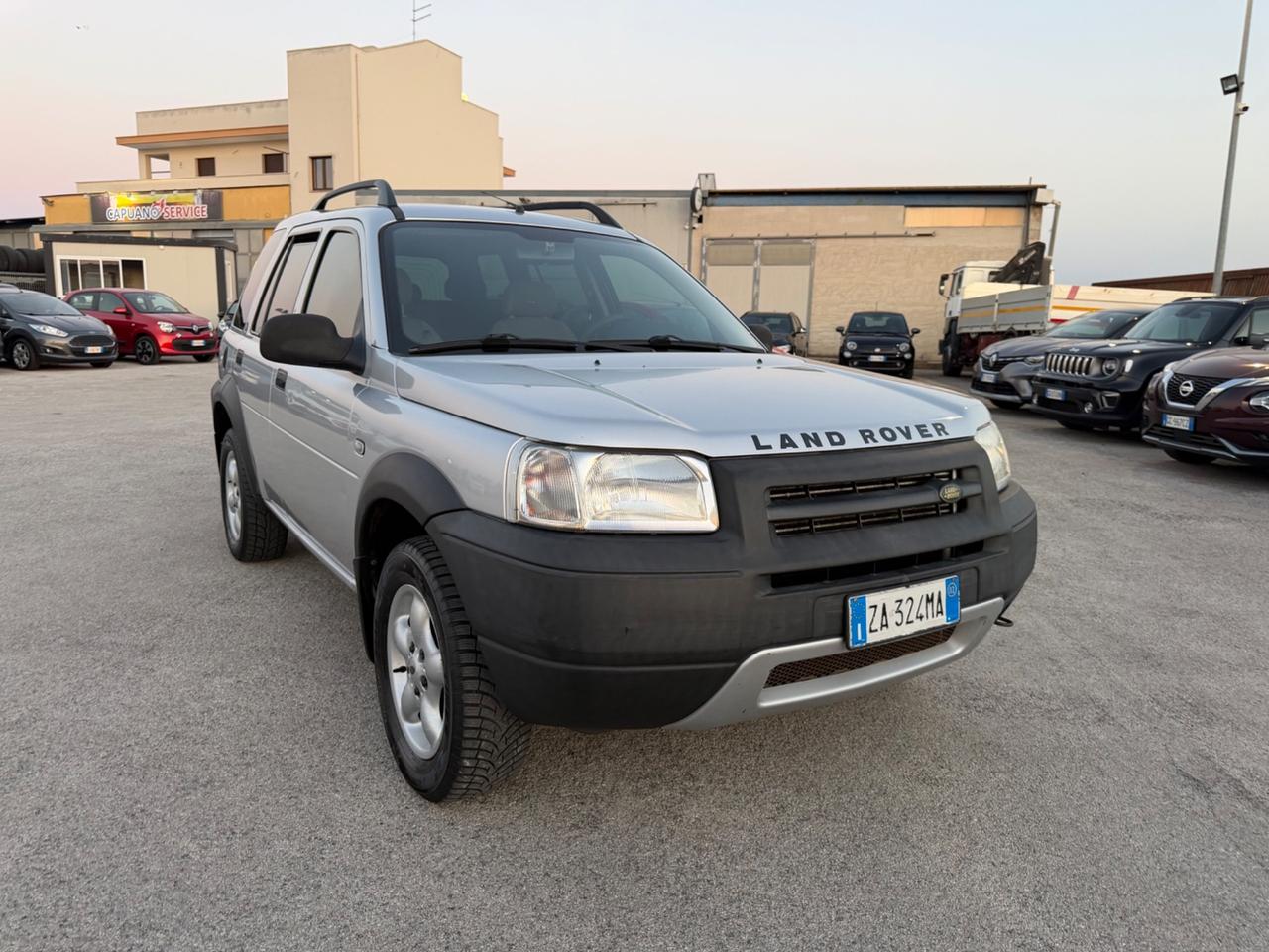 LAND ROVER FREELANDER 2.0 TD4 5 PORTE MY BMW