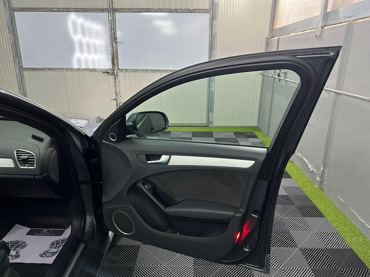 Audi A4 Avant 2.0 TDI 177CV S-line