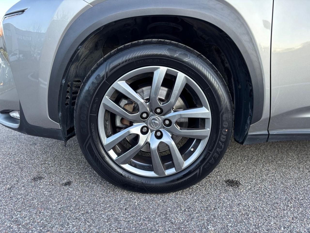 Lexus NX 300h Hybrid 4WD Executive