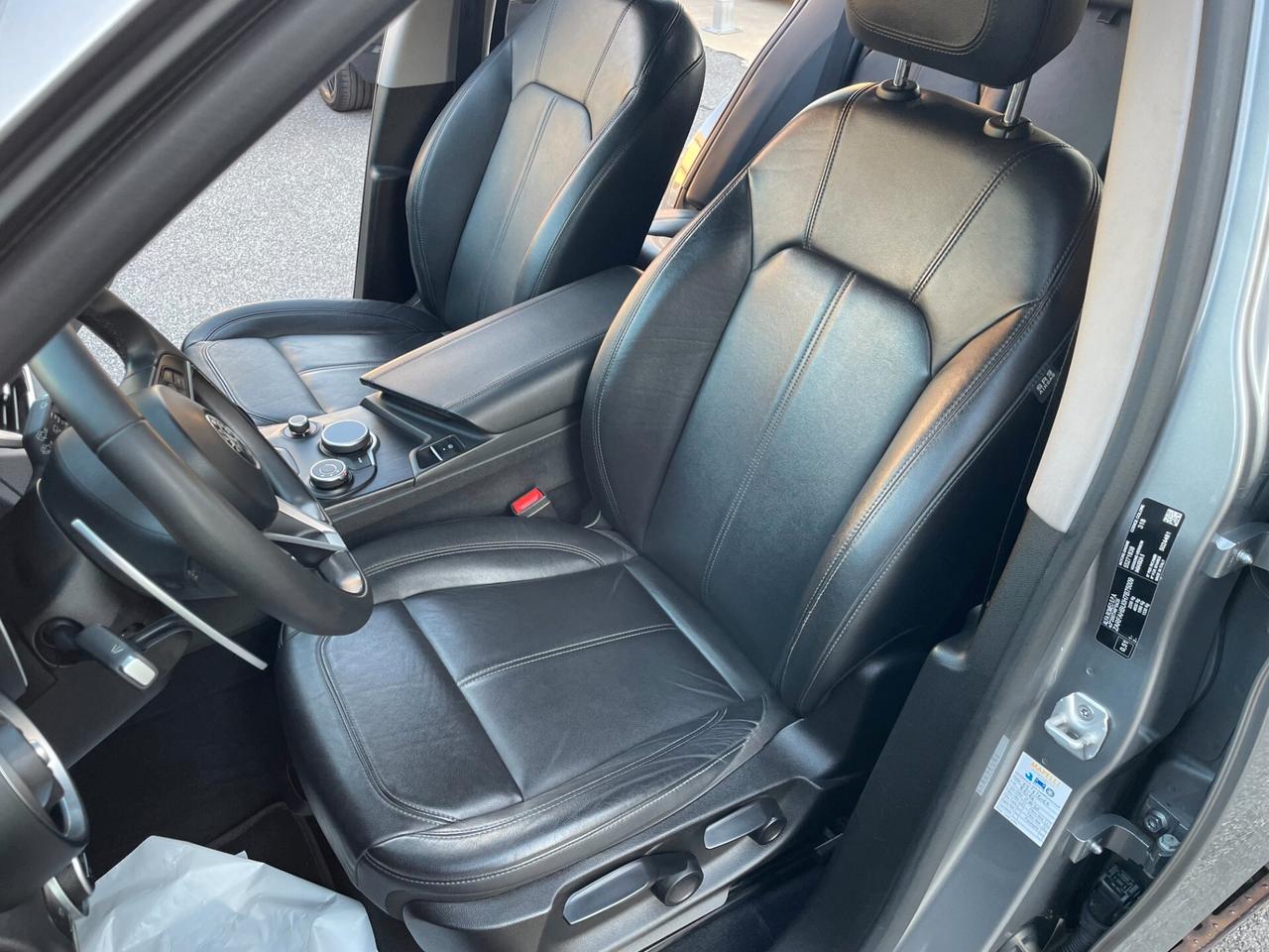 Alfa Romeo Stelvio 2.2 Turbodiesel 210 CV AT8 Q4 Business