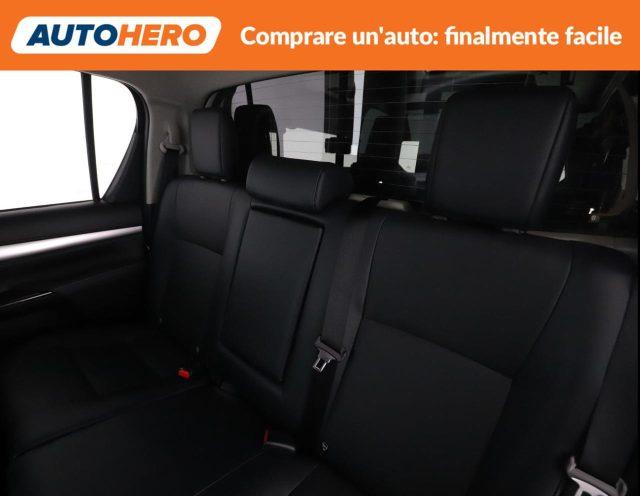 TOYOTA Hilux 2.8 D-4D A/T 4WD 48V 4 porte Double Cab Executive