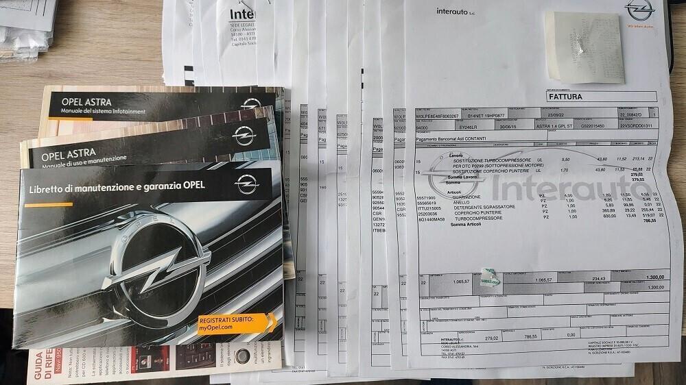 Opel Astra 1.4 Turbo 140CV Sports Tourer GPL Tech Cosmo