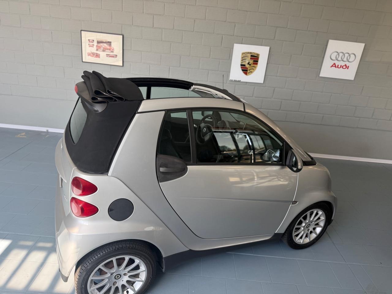 Smart ForTwo 1000 62 kW cabrio pulse