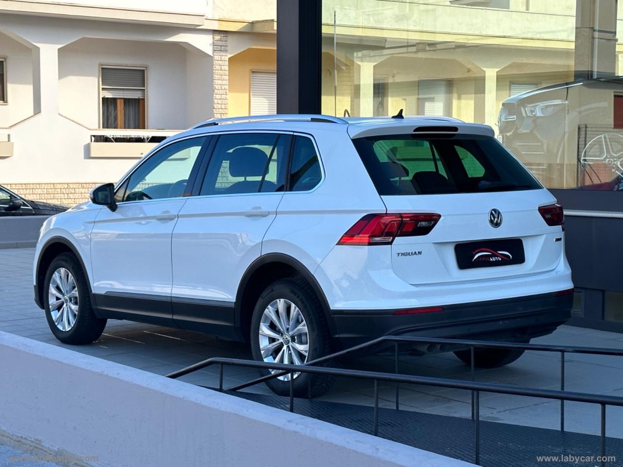 VOLKSWAGEN Tiguan 2.0 TDI DSG 4MOTION Style BMT