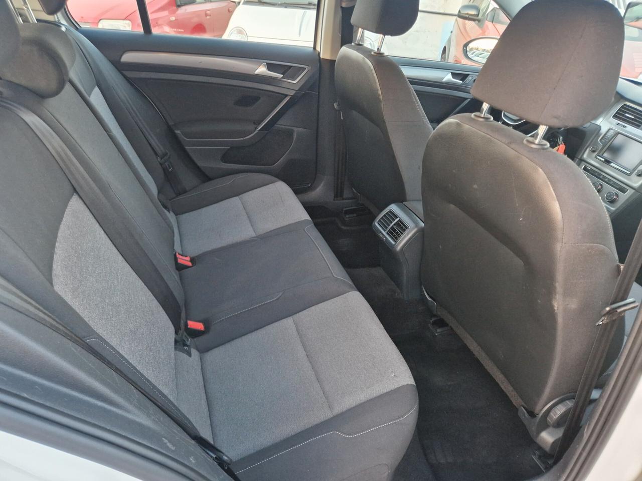 Volkswagen Golf 7 1.6 TDI - 2015