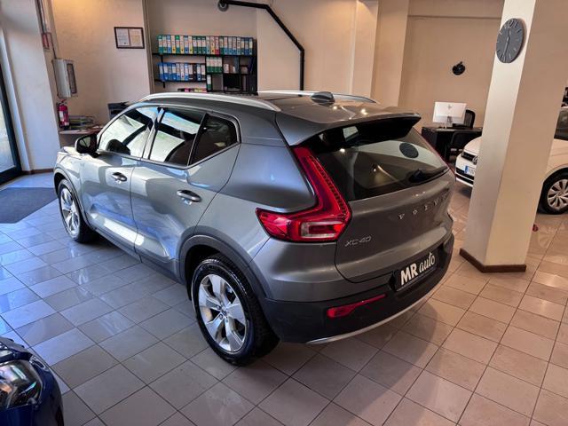 VOLVO XC40 T5 AWD Geartronic Momentum + tetto apribile