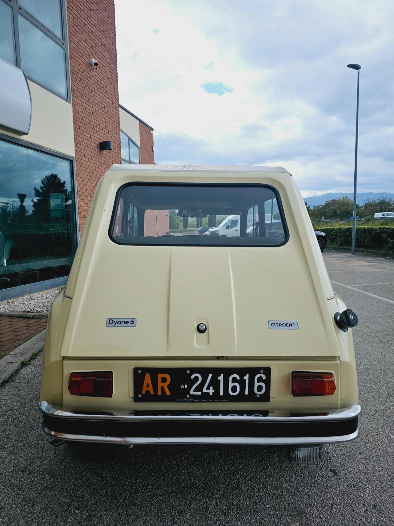 Citroen 2CV 6 Special Diane