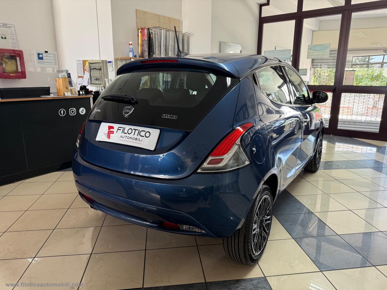 LANCIA Ypsilon 1.0 FireFly 5p.S&S Hybryd Gold 5 POSTO - CARPLAY