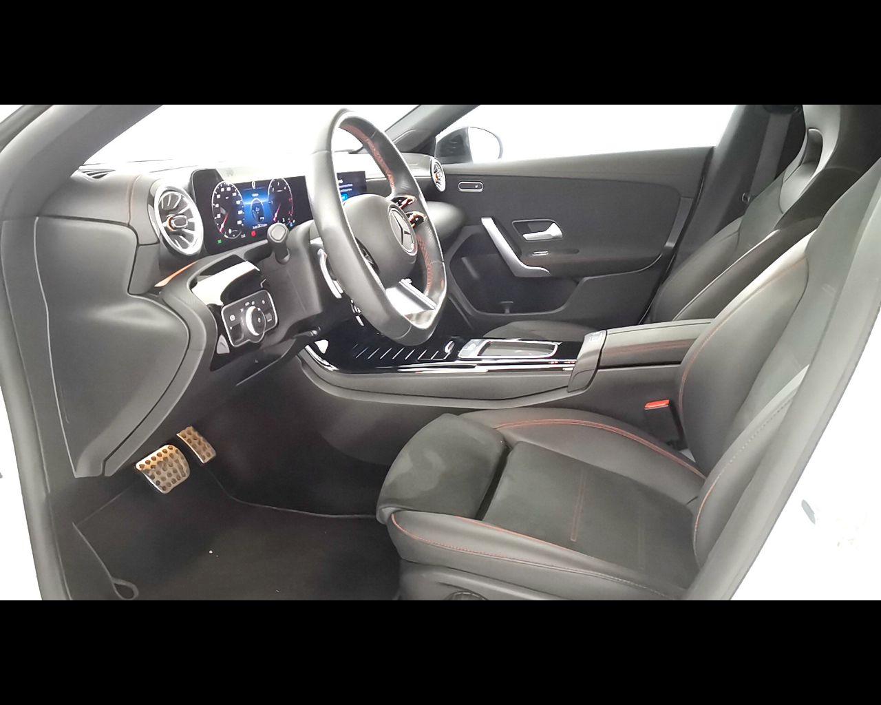 Mercedes-Benz CLA Sh.Brake - X118 2023 - CLA Shooting Brake 200 d AMG Line Advanced Plus auto