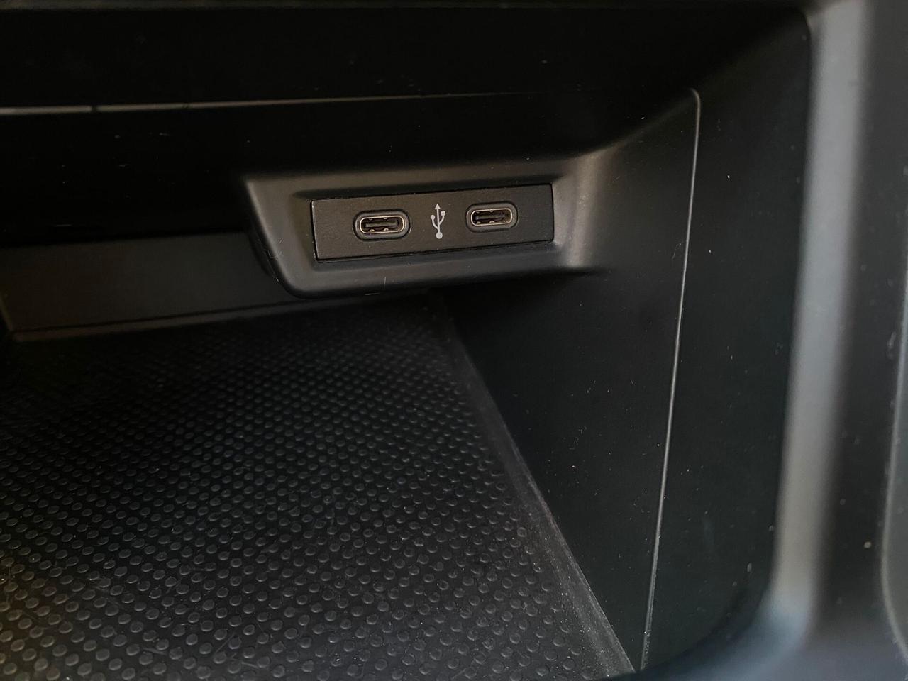 VOLKSWAGEN POLO 1.0 TSI HIGHLINE R line 2021