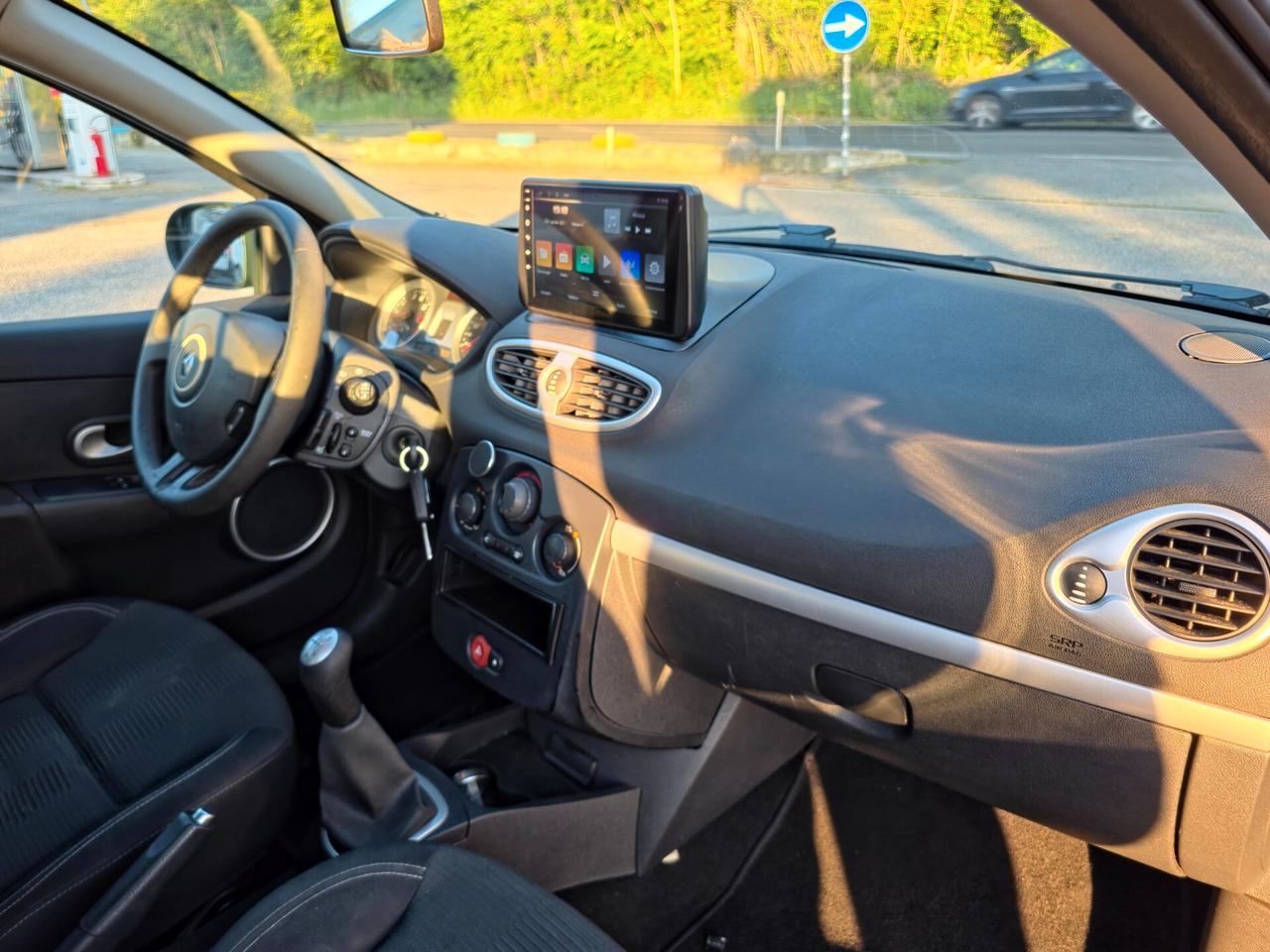 Renault Clio 1.2 16V 5 porte Luxe CV-75 2009-E4 Manuale GPL NEO