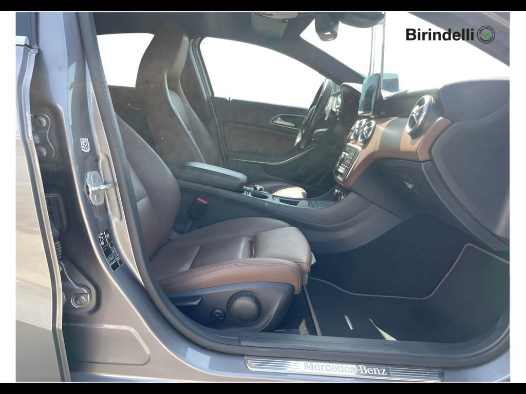 Mercedes-Benz Classe A (W176) - A 180 d Automatic Premium