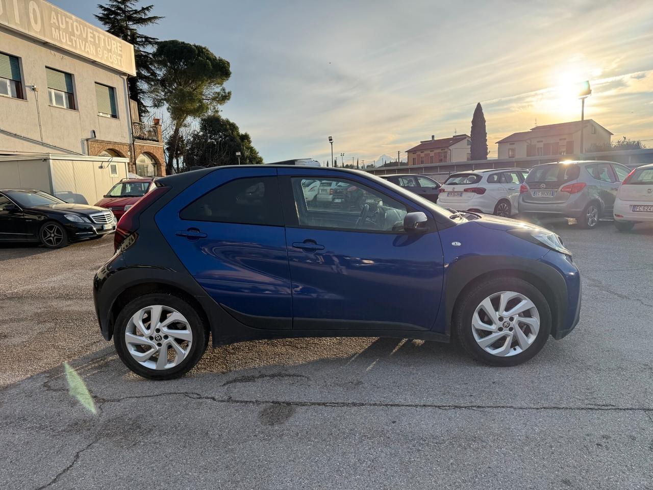 Toyota Aygo X 1.0 VVT-i 72 CV 5 porte Lounge S-CVT