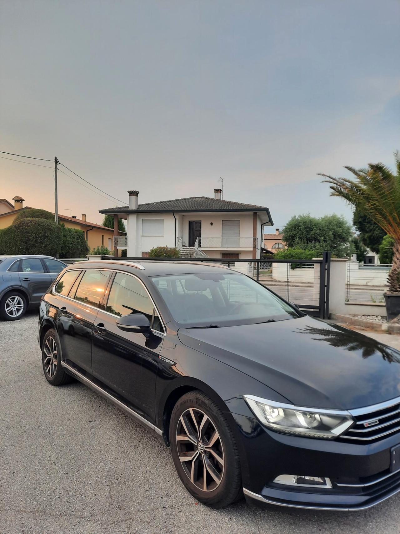 Volkswagen Passat Variant 2.0 BiTDI 4MOT. DSG Highline BlueMotion Tech.