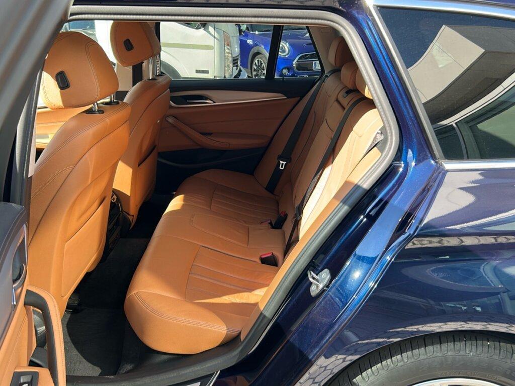 BMW Serie 5 Touring 520 d Mild Hybrid 48V Luxury xDrive Steptronic